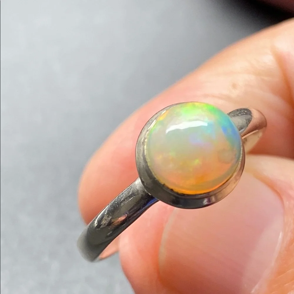Ethiopian Opal Ring Size 10 in Solid Sterling Silver 925 - Picture 1 of 9